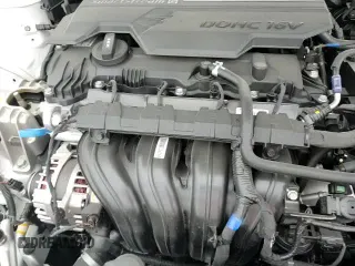 2025 Hyundai Elantra SEL Convenience z VIN KMHLS4DG3SU027061, wystawiony jako Copart lot #90574505 z przebiegiem 7 612 mil mil oraz Czysty tytuł • Clean title. Historia ofert i sprzedaży dostępna na DreamBid. Obrazek 13.