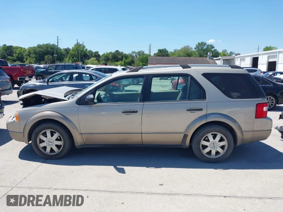 2005 Ford Freestyle SE z VIN 1FMZK01115GA63370, wystawiony jako IAAI lot #41882239 z przebiegiem 139 257 mil mil oraz . Historia ofert i sprzedaży dostępna na DreamBid. Obrazek 14.