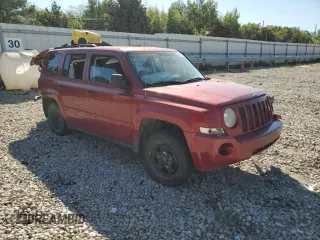 2008 Jeep Patriot Sport z VIN 1J8FF28W78D525731, wystawiony jako Copart lot #72451924 z przebiegiem Nie podano mil oraz Szkoda całkowita • Salvage title. Historia ofert i sprzedaży dostępna na DreamBid. Obrazek 4.