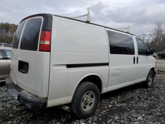 2007 Chevrolet Express Cargo Van with VIN 1GCFG15X671227537, listed as a Copart auction lot 79915294 with 112,515 mi miles and Clean Title. Bid and sale history available at carsss.com. Image 3.