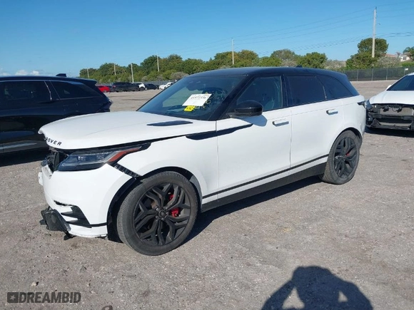 2024 Land Rover Range Rover Velar Dynamic SE with VIN SALYL2EX1RA370322, listed as a IAAI auction lot 41572336 with 32,939 mi miles. Bid and sale history available at carsss.com. Image 2.