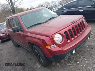 2015 Jeep Patriot Altitude Edition with VIN 1C4NJPBA5FD428486, listed as a IAAI auction lot 41843629 with 135,988 mi miles. Bid and sale history available at carsss.com. Image 1.