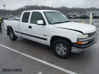 2002 Chevrolet Silverado 1500 LS with VIN 2GCEC19W421401620, listed as a IAAI auction lot 41228732 with 144,389 mi miles. Bid and sale history available at carsss.com. Image 1.