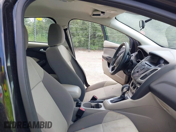 2013 Ford Focus SE with VIN 1FADP3F22DL182172, listed as a IAAI auction lot 42638897 with 114,888 mi miles and . Bid and sale history available at DreamBid. Image 5.