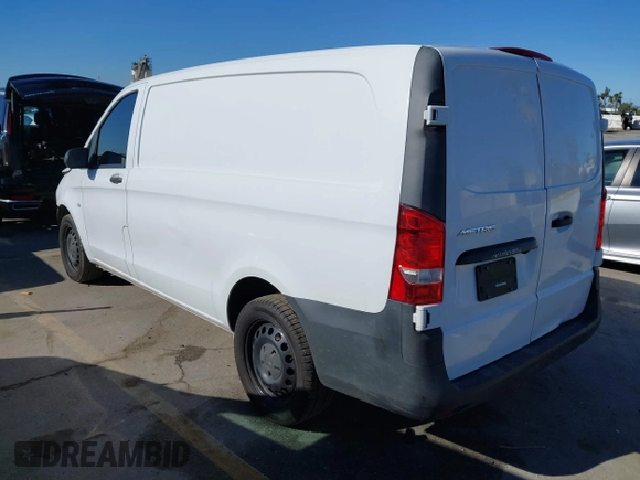 2019 Mercedes-Benz Metris Cargo z VIN WD3PG2EAXK3530575, wystawiony jako IAAI lot #41813709 z przebiegiem 136 174 mil mil oraz . Historia ofert i sprzedaży dostępna na DreamBid. Obrazek 3.