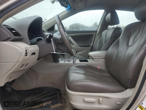 2007 Toyota Camry с VIN JTNBB46K373039706, выставлен на аукционе Copart как лот 57592125 с пробегом 298 836 миль миль и Списание • Salvage title. История ставок и продаж доступна на DreamBid. Изображение 7.