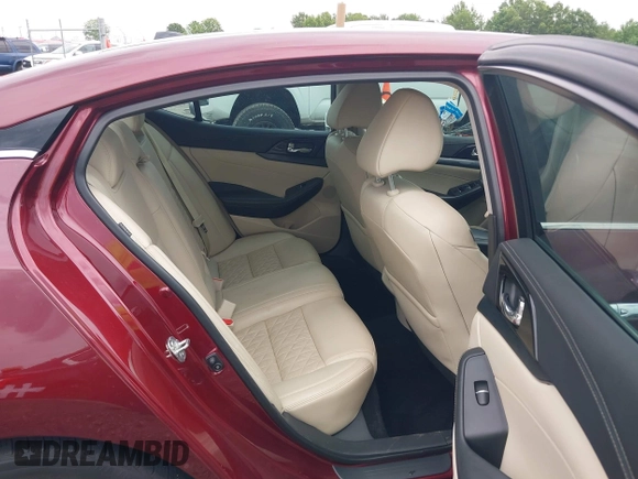 2019 Nissan Maxima SL с VIN 1N4AA6AV1KC379936, выставлен на аукционе IAAI как лот 42305100 с пробегом 114 004 миль миль и . История ставок и продаж доступна на DreamBid. Изображение 8.