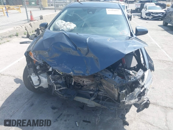 2019 Toyota Corolla L z VIN 2T1BURHE4KC215942, wystawiony jako IAAI lot #42104097 z przebiegiem 87 020 mil mil oraz . Historia ofert i sprzedaży dostępna na DreamBid. Obrazek 6.