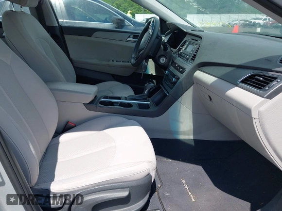2015 Hyundai Sonata SE with VIN 5NPE24AF5FH054481, listed as a IAAI auction lot 42183252 with 107,370 mi miles and . Bid and sale history available at DreamBid. Image 5.
