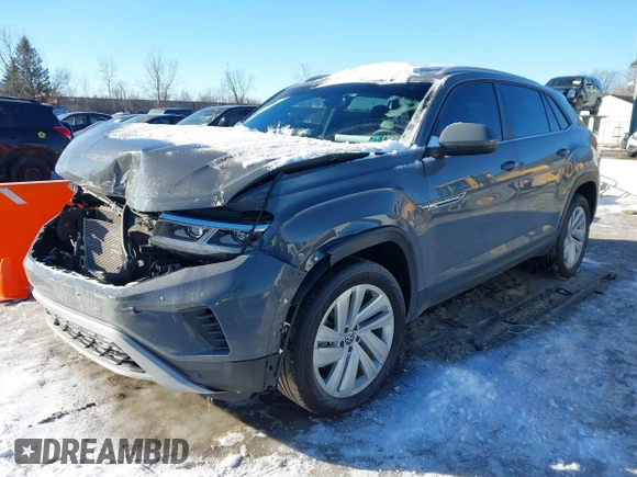 2021 Volkswagen Atlas SE with VIN 1V2KC2CA3MC223779, listed as a IAAI auction lot 41359090 with 45,426 mi miles and . Bid and sale history available at DreamBid. Image 17.
