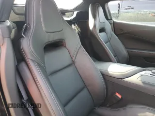 2015 Chevrolet Corvette 1LT z VIN 1G1YA3D79F5116374, wystawiony jako Copart lot #57310375 z przebiegiem 10 591 mil mil oraz Szkoda całkowita • Salvage title. Historia ofert i sprzedaży dostępna na DreamBid. Obrazek 10.