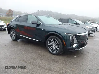 2024 Cadillac LYRIQ Luxury z VIN 1GYKPPRL5RZ129185, wystawiony jako IAAI lot #40825414 z przebiegiem 621 mil mil oraz . Historia ofert i sprzedaży dostępna na DreamBid. Obrazek 1.