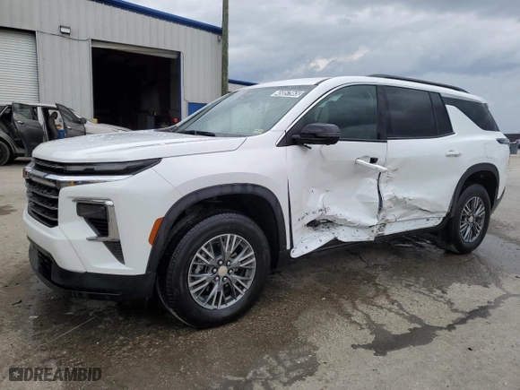 2024 Chevrolet Traverse AWD LT with VIN 1GNEVGKS9RJ181144, listed as a Copart auction lot 45857965 with 25,841 mi miles and Clean Title. Bid and sale history available at carsss.com. Image 1.