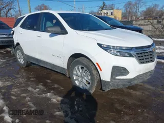 2023 Chevrolet Equinox LS z VIN 3GNAXSEG4PL213068, wystawiony jako IAAI lot #41665002 z przebiegiem 14 740 mil mil oraz . Historia ofert i sprzedaży dostępna na DreamBid. Obrazek 1.