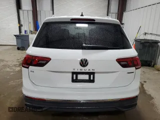 2022 Volkswagen Tiguan SE z VIN 3VV2B7AX9NM106198, wystawiony jako Copart lot #59867485 z przebiegiem 23 940 mil mil oraz Szkoda całkowita • Salvage title. Historia ofert i sprzedaży dostępna na DreamBid. Obrazek 6.