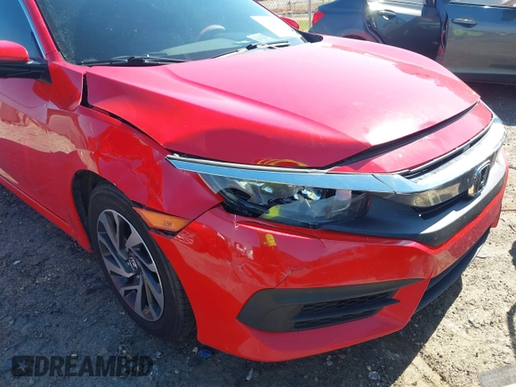 2017 Honda Civic EX z VIN 2HGFC2F77HH535613, wystawiony jako IAAI lot #42208566 z przebiegiem 121 024 mil mil oraz . Historia ofert i sprzedaży dostępna na DreamBid. Obrazek 6.
