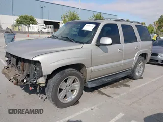 2004 Chevrolet Tahoe LS z VIN 1GNEC13T24R153092, wystawiony jako IAAI lot #42508196 z przebiegiem 175 580 mil mil oraz . Historia ofert i sprzedaży dostępna na DreamBid. Obrazek 18.