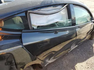 2023 Tesla Model 3 z VIN 5YJ3E1EA2PF460035, wystawiony jako Copart lot #61102025 z przebiegiem Nie podano mil oraz Szkoda całkowita • Salvage title. Historia ofert i sprzedaży dostępna na DreamBid. Obrazek 10.