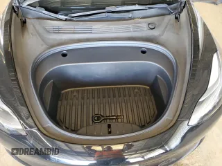 2023 Tesla Model 3 z VIN 5YJ3E1EA4PF458674, wystawiony jako Copart lot #60168815 z przebiegiem 49 007 mil mil oraz Szkoda całkowita • Salvage title. Historia ofert i sprzedaży dostępna na DreamBid. Obrazek 11.