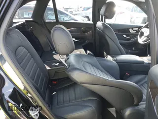 2022 Mercedes-Benz GLC 300 z VIN W1N0G8DB8NV351408, wystawiony jako IAAI lot #42396472 z przebiegiem 61 766 mil mil oraz . Historia ofert i sprzedaży dostępna na DreamBid. Obrazek 8.