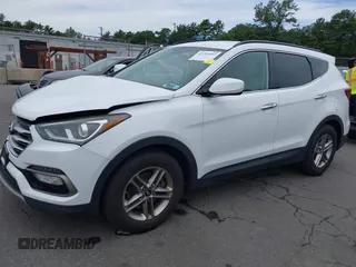 2017 Hyundai Santa Fe 2.4L с VIN 5NMZUDLB1HH035769, выставлен на аукционе IAAI как лот 42764052 с пробегом 73 139 миль миль и . История ставок и продаж доступна на DreamBid. Изображение 2.