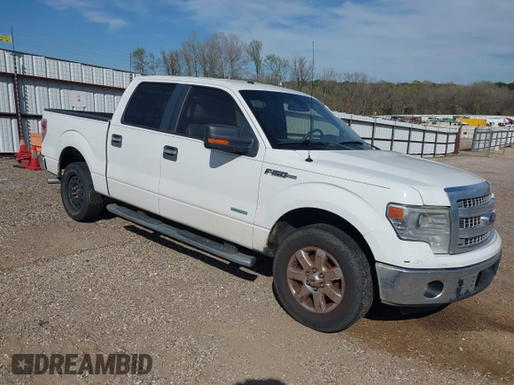 2014 Ford F-150 XL with VIN 1FTFW1CTXEFC12946, listed as a IAAI auction lot 41814929 with 230,328 mi miles. Bid and sale history available at carsss.com. Image 1.