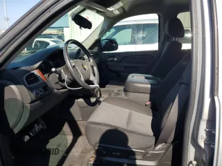 2011 Chevrolet Avalanche LS with VIN 3GNMCEE0XBG121414, listed as a Copart auction lot 47213405 with 143,289 mi miles and Salvage Title. Bid and sale history available at carsss.com. Image 7.