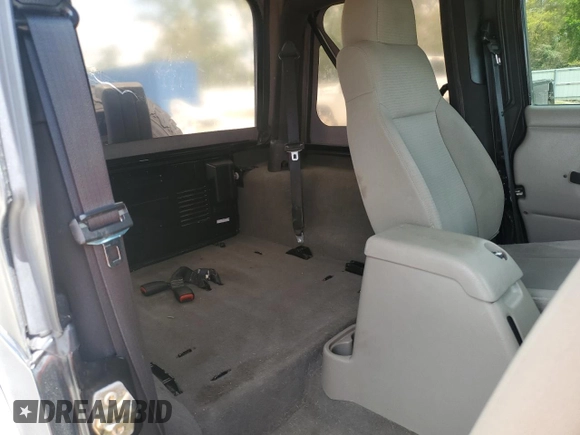 2006 Jeep Wrangler Sport with VIN 1J4FA49S36P704481, listed as a Copart auction lot 48362505 with 122,600 mi miles and Salvage Title. Bid and sale history available at carsss.com. Image 10.