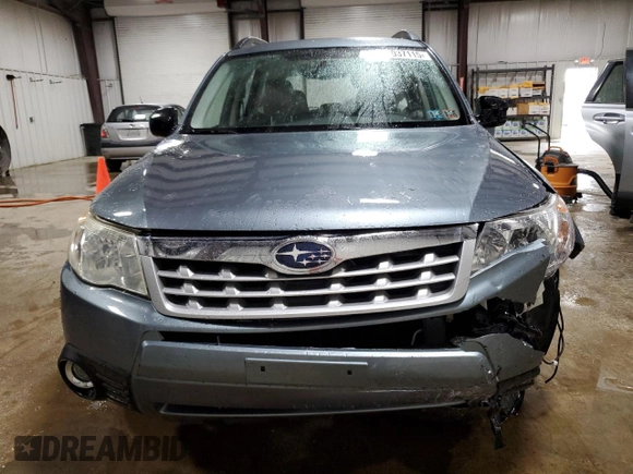 2011 Subaru Forester X z VIN JF2SHABC7BH747289, wystawiony jako Copart lot #57037115 z przebiegiem 85 324 mil mil oraz Szkoda całkowita • Salvage title. Historia ofert i sprzedaży dostępna na DreamBid. Obrazek 5.
