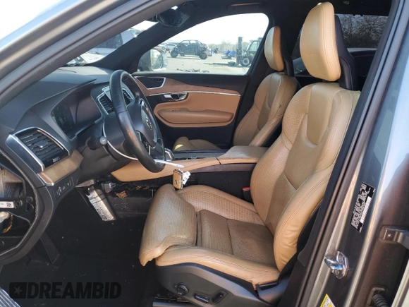 2017 Volvo XC90 Inscription с VIN YV4BC0PL7H1183223, выставлен на аукционе Copart как лот 51865325 с пробегом 109 096 миль миль и Списание • Salvage title. История ставок и продаж доступна на DreamBid. Изображение 7.