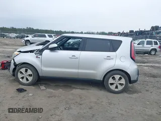 2014 Kia Soul with VIN KNDJN2A20E7702271, listed as a IAAI auction lot 41555814 with 125,296 mi miles. Bid and sale history available at carsss.com. Image 14.