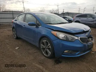 2015 Kia Forte EX with VIN KNAFX4A85F5304855, listed as a Copart auction lot 47529725 with 105,489 mi miles and Salvage Title. Bid and sale history available at carsss.com. Image 4.