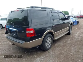2013 Ford Expedition XLT с VIN 1FMJU1J54DEF31876, выставлен на аукционе IAAI как лот 42512937 с пробегом 240 046 миль миль и . История ставок и продаж доступна на DreamBid. Изображение 4.