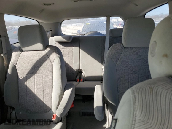 2014 Buick Enclave Convenience with VIN 5GAKRAKD9EJ258427, listed as a Copart auction lot 38994524 with 136,766 mi miles and Salvage Title. Bid and sale history available at carsss.com. Image 10.