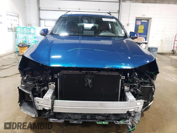 2018 Audi Q7 Premium Plus with VIN WA1LAAF73JD032143, listed as a Copart auction lot 57399785 with 97,893 mi miles and Salvage title. Bid and sale history available at DreamBid. Image 5.