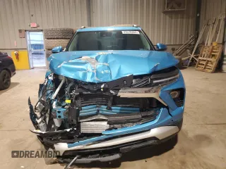 2025 Chevrolet TrailBlazer LT with VIN KL79MRSL1SB017398, listed as a Copart auction lot 43576365 with 2,398 mi miles and Salvage Title. Bid and sale history available at DreamBid. Image 5.