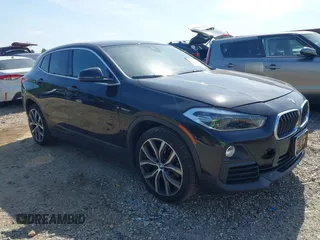 2020 BMW X2 xDrive28i z VIN WBXYJ1C03L5P60659, wystawiony jako IAAI lot #42142386 z przebiegiem 106 914 mil mil oraz . Historia ofert i sprzedaży dostępna na DreamBid. Obrazek 1.