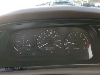 2001 Toyota Camry CE with VIN JT2BG22K610551574, listed as a Copart auction lot 82467224 with 131,730 mi miles and Clean Title. Bid and sale history available at carsss.com. Image 9.