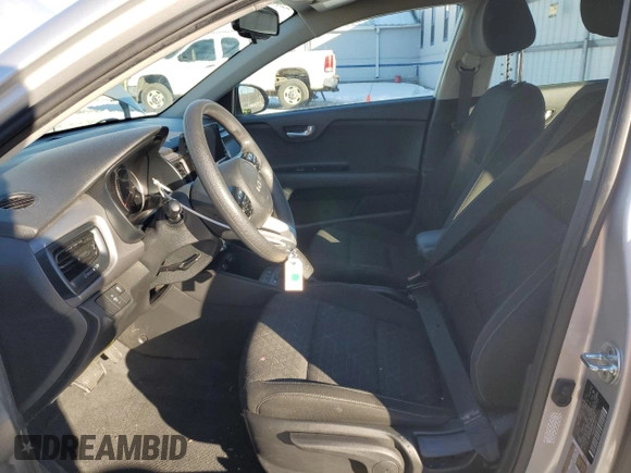 2022 Kia Rio LX with VIN 3KPA24AD2NE488549, listed as a Copart auction lot 88249595 with 36,740 mi miles and Salvage Title. Bid and sale history available at carsss.com. Image 7.