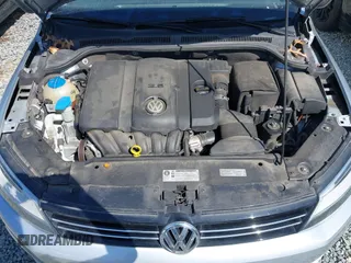 2013 Volkswagen Jetta SE z VIN 3VWDP7AJ0DM447943, wystawiony jako IAAI lot #42021858 z przebiegiem 127 083 mil mil oraz . Historia ofert i sprzedaży dostępna na DreamBid. Obrazek 10.