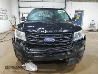 2017 Ford Explorer Sport z VIN 1FM5K8GT3HGC75830, wystawiony jako Copart lot #54857675 z przebiegiem 129 096 mil mil oraz Szkoda całkowita • Salvage title. Historia ofert i sprzedaży dostępna na DreamBid. Obrazek 5.