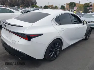 2022 Lexus IS 350 F Sport z VIN JTHGZ1B29N5055838, wystawiony jako IAAI lot #42087057 z przebiegiem 50 699 mil mil oraz . Historia ofert i sprzedaży dostępna na DreamBid. Obrazek 4.