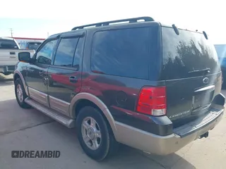 2006 Ford Expedition Eddie Bauer with VIN 1FMPU17526LA70354, listed as a IAAI auction lot 41702780 with 228,195 mi miles. Bid and sale history available at carsss.com. Image 3.