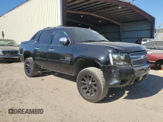 2013 Chevrolet Avalanche LT with VIN 3GNMCFE02DG344524, listed as a Copart auction lot 81173154 with 199,558 mi miles and Salvage Title. Bid and sale history available at DreamBid. Image 4.