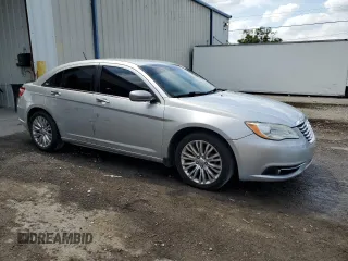2011 Chrysler 200 Limited with VIN 1C3BC2FG9BN619335, listed as a Copart auction lot 54927005 with 161,749 mi miles and Salvage Title. Bid and sale history available at DreamBid. Image 4.