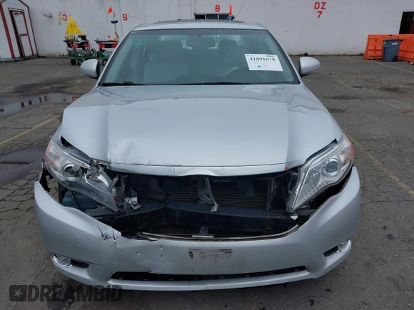 2011 Toyota Avalon with VIN 4T1BK3DB7BU438120, listed as a IAAI auction lot 41891678 with 101,458 mi miles and . Bid and sale history available at carsss.com. Image 6.