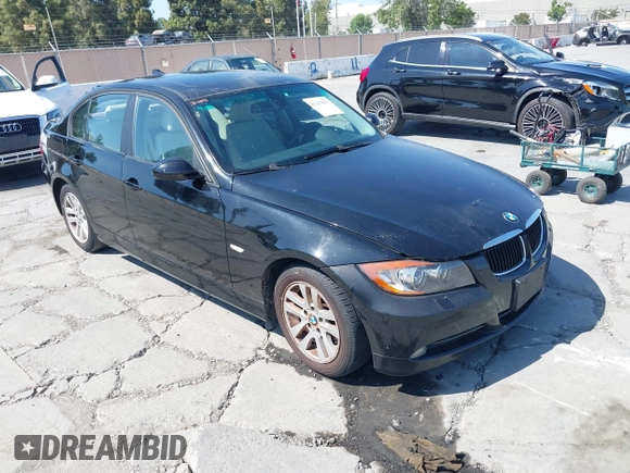 2007 BMW 3 Series 328xi z VIN WBAVC93567KX54119, wystawiony jako IAAI lot #42419462 z przebiegiem 171 433 mil mil oraz . Historia ofert i sprzedaży dostępna na DreamBid. Obrazek 1.