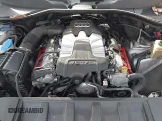 2015 Audi Q7 3.0T S line Prestige with VIN WA1DGAFE9FD001990, listed as a IAAI auction lot 41704132 with 108,118 mi miles. Bid and sale history available at carsss.com. Image 10.
