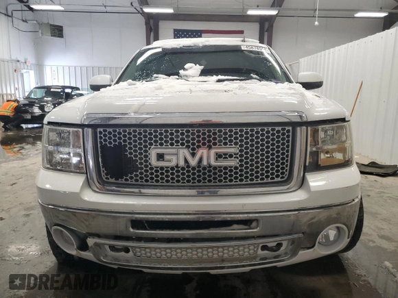 2011 GMC Sierra 1500 Denali z VIN 3GTP2XE26BG304637, wystawiony jako Copart lot #45878555 z przebiegiem 164 755 mil mil oraz Szkody całkowita. Historia ofert i sprzedaży dostępna na DreamBid. Obrazek 5.