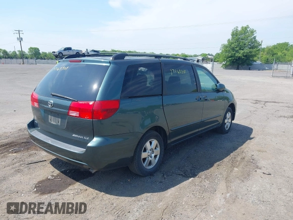 2004 Toyota Sienna XLE with VIN 5TDZA22CX4S043514, listed as a IAAI auction lot 42164904 with 221,644 mi miles. Bid and sale history available at carsss.com. Image 4.
